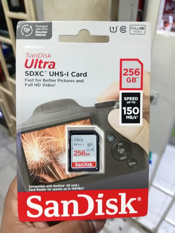SanDisk Ultra 256GB SDXC UHS-I Memory Card with speeds up to 150 MB/s