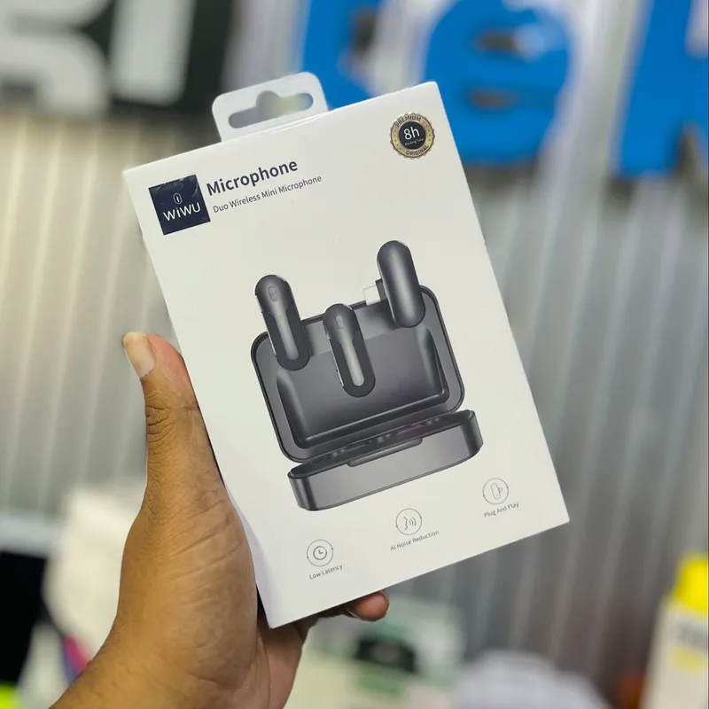 The WiWU TYPE-C Wi-WM002 Duo Wireless Mini Microphone.