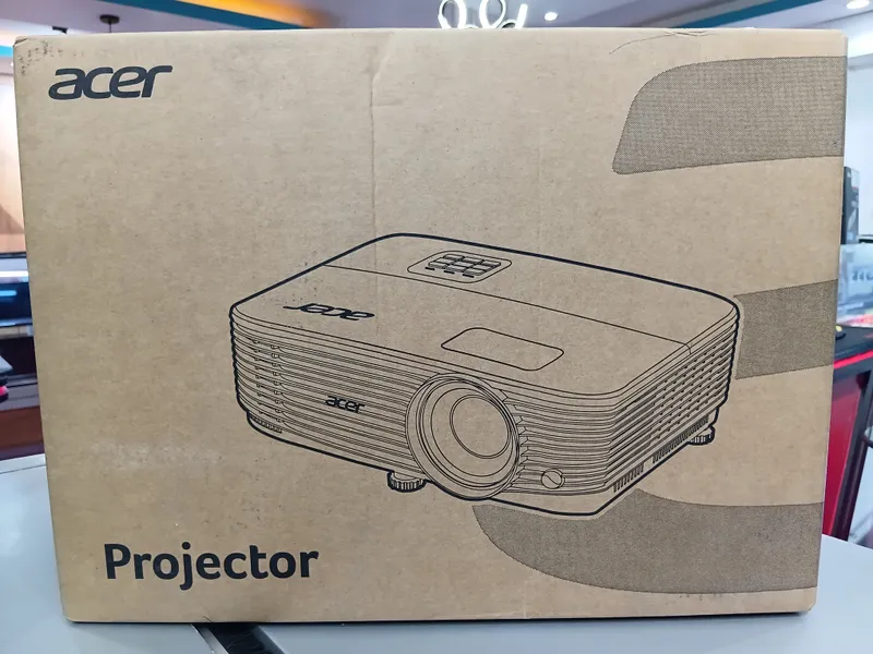 Acer X1123HP DLP Projector.