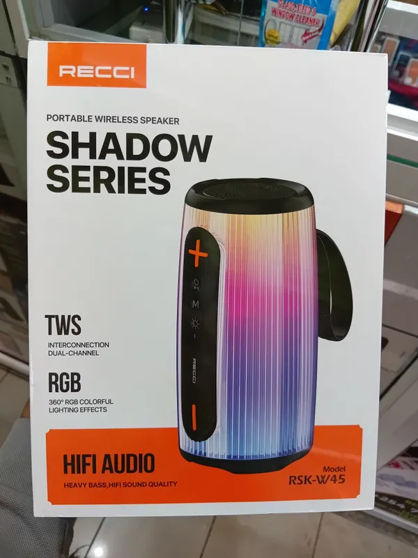 Recci RSK-W45 Shadow Portable Wireless Speaker.