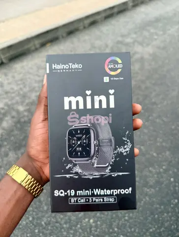 The Haino Teko SQ-19 Mini AMOLED Smartwatch