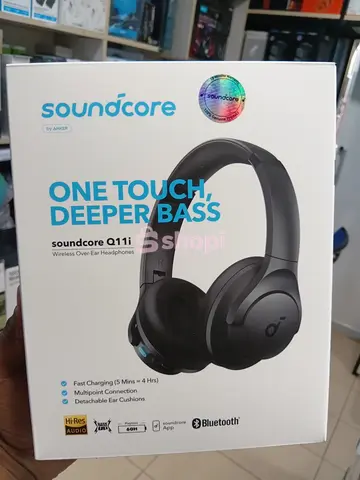The Anker Soundcore Q11i wireless over-ear headphones - Black