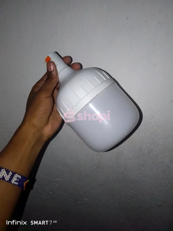 Rechargeable emergency Led bulb