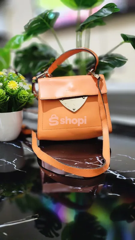 Clutch bag