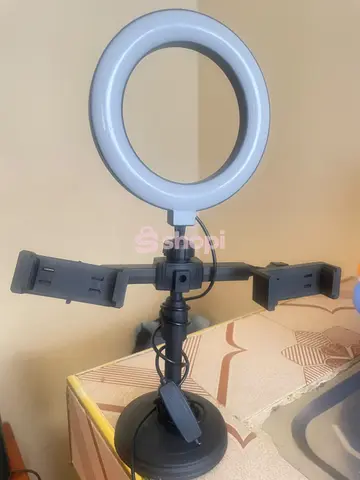 Ring light