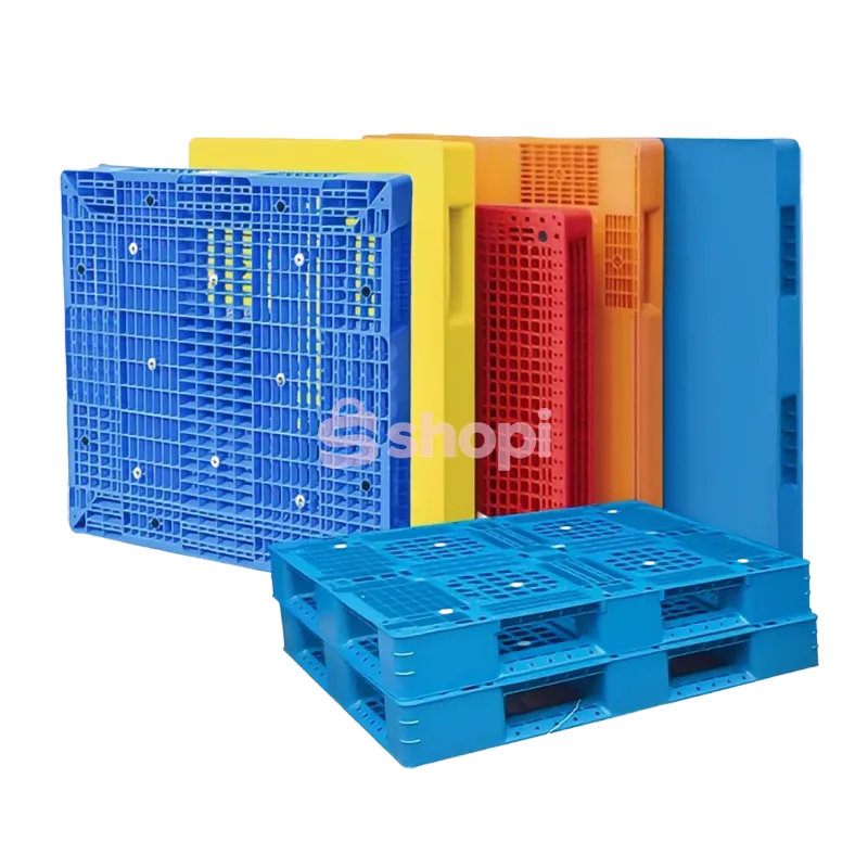 PLASTIC PALLETS