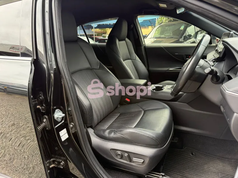 Black Toyota Harrier SUV Automatic Right Hand Drive