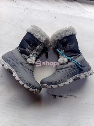 Winter boots