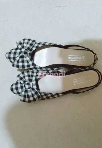 Black and White Slingback Flat Shoes with Bows