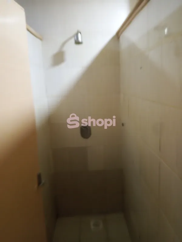 Tiled Bathroom and Shower Stall Units