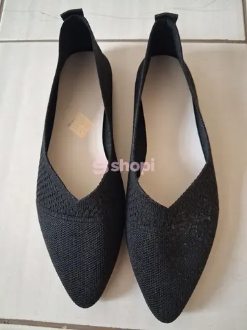 Black Knit Pointed Toe Flat Shoes